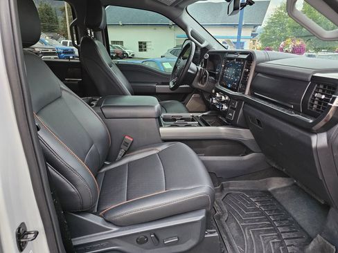 Used 2026 Ford F250 Lariat w/ Black Appearance Package AWD/4WD image 15