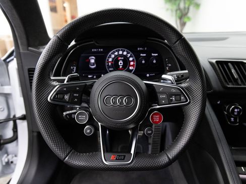 Used 2017 Audi R8 V10 plus AWD/4WD image 13
