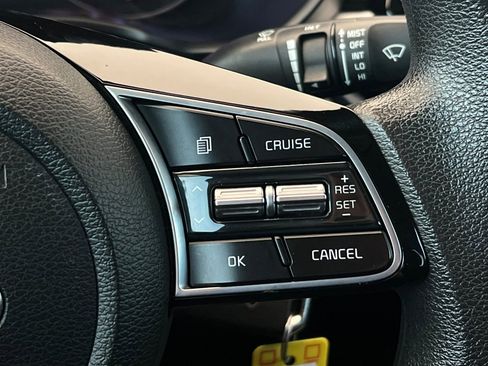 Used 2021 Kia Forte LXS FWD image 30