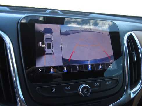 Used 2020 Chevrolet Equinox Premier image 21