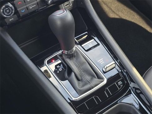 New 2026 Jeep Compass Latitude image 11