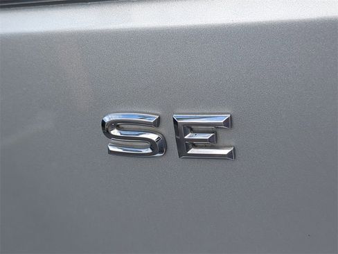 Used 2019 Volkswagen Atlas SE w/ Towing Package image 11