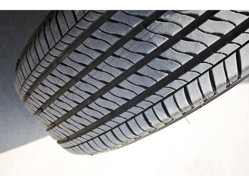 Used 2025 Nissan Sentra S image 31