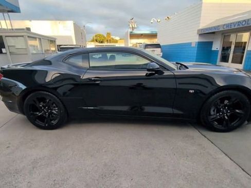 Used 2024 Chevrolet Camaro LT image 9
