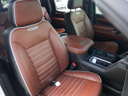 Used 2024 GMC Sierra 2500 Denali Ultimate w/ Max Trailering Package AWD/4WD image 34