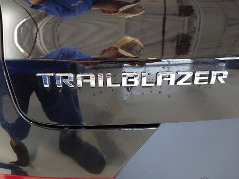 New 2026 Chevrolet TrailBlazer LT w/ Convenience Package FWD image 32