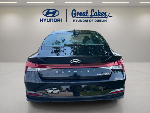 Used 2023 Hyundai Elantra Blue FWD image 4