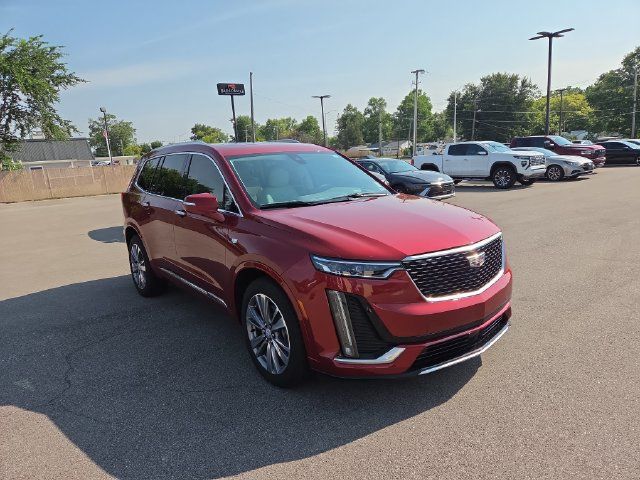 Used 2020 Cadillac XT6 Premium Luxury AWD/4WD image 4