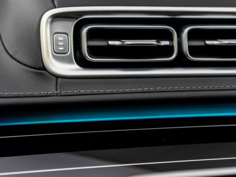 Used 2023 Mercedes-Benz S 580 4MATIC Sedan image 31