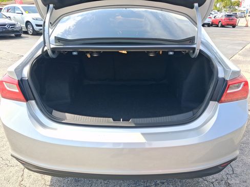 Used 2016 Chevrolet Malibu LT w/ Leather Package FWD image 28