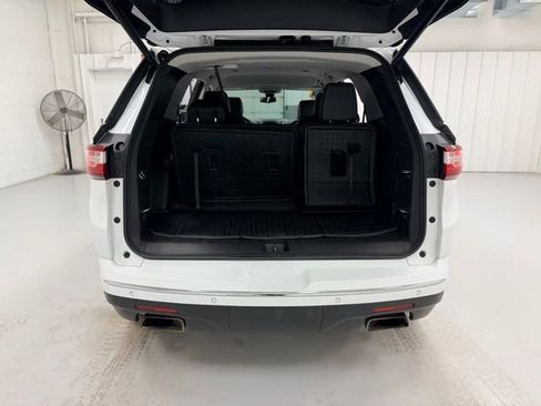 Certified 2019 Chevrolet Traverse Premier w/ LPO, Floor Liner Package image 28