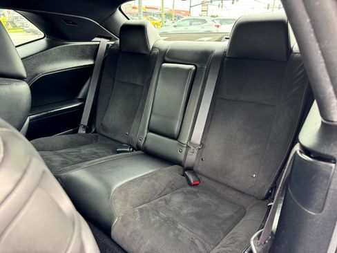 Used 2023 Dodge Challenger R/T w/ Plus Package image 18