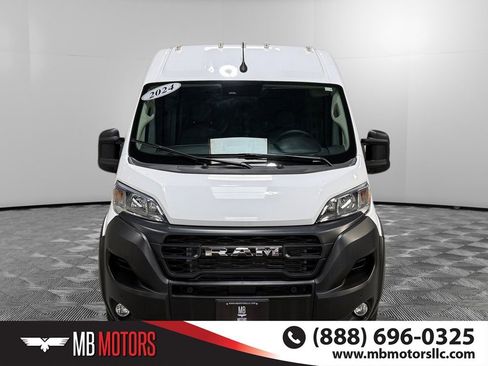 Used 2024 RAM ProMaster 2500 w/ Safety Group image 8