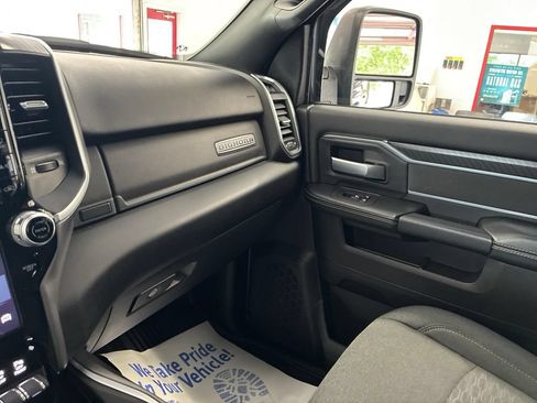 Certified 2025 RAM 2500 Big Horn AWD/4WD image 55