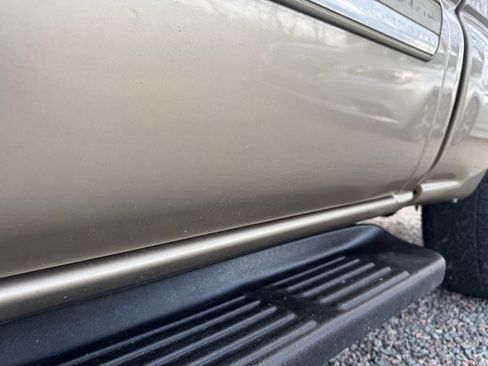 Used 2004 Chevrolet Silverado 1500 LS image 16