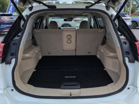 Used 2019 Nissan Rogue SL w/ Premium Package FWD image 14