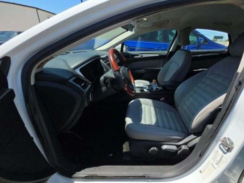 Used 2016 Ford Fusion S w/ Equipment Group 101A FWD image 5