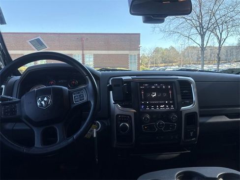 Used 2019 RAM 1500 Big Horn image 9
