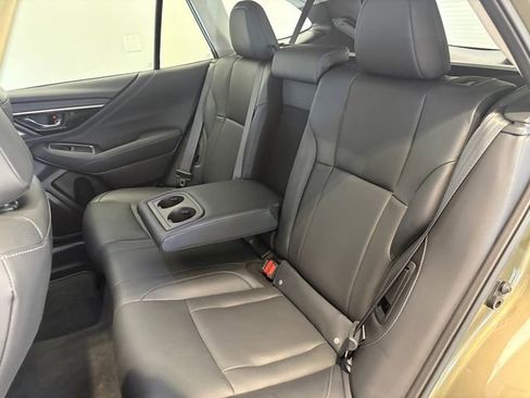 Used 2023 Subaru Outback Touring AWD/4WD image 10