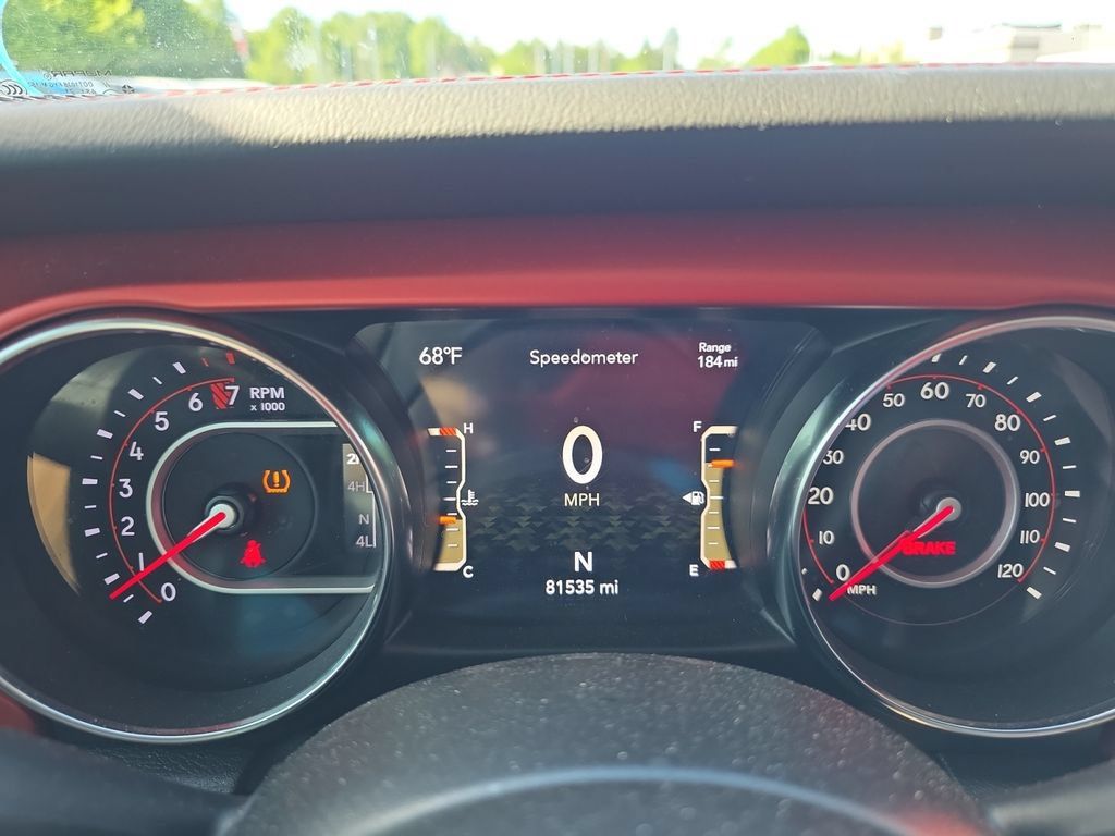 Used 2021 Jeep Gladiator Rubicon AWD/4WD image 16