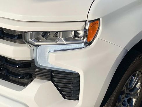Used 2022 Chevrolet Silverado 1500 RST image 5