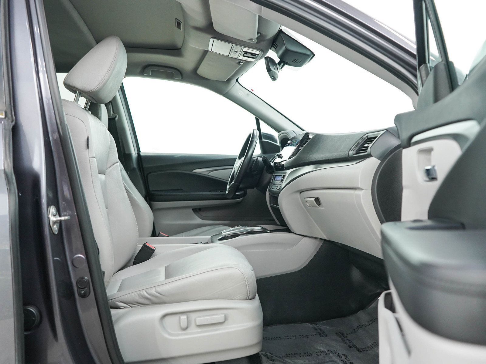 Used 2021 Honda Pilot Black Edition image 11