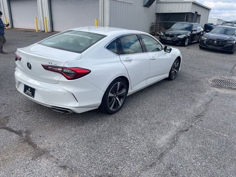 Used 2025 Acura TLX Technology Package image 4