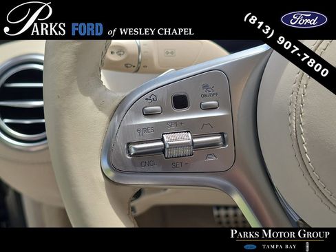 Used 2020 Mercedes-Benz S 560 Cabriolet image 28