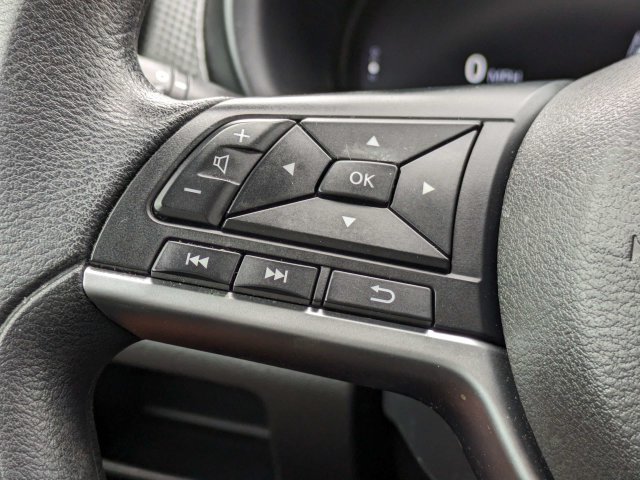 Used 2022 Nissan Kicks SV FWD image 24