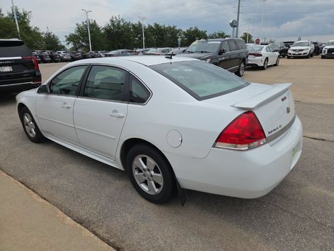 Used 2010 Chevrolet Impala LT w/ Luxury Edition Package FWD image 4
