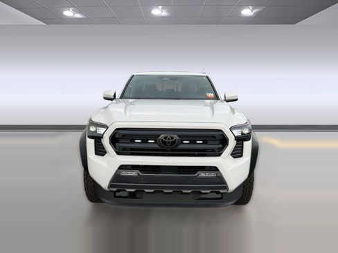 Certified 2024 Toyota Tacoma SR5 w/ SR5 Upgrade Package RWD image 6