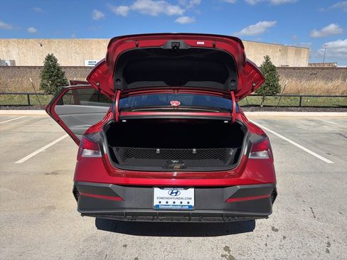 New 2026 Hyundai Elantra Sport image 17