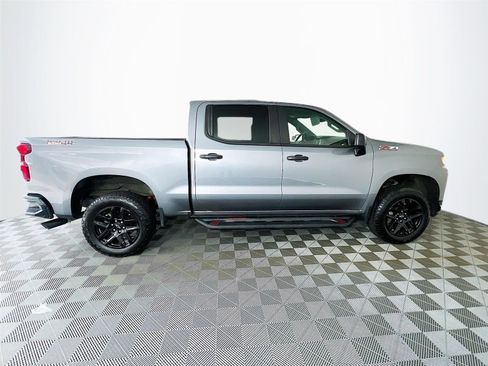 Used 2022 Chevrolet Silverado 1500 Custom Trail Boss w/ Safety Confidence Package AWD/4WD image 10