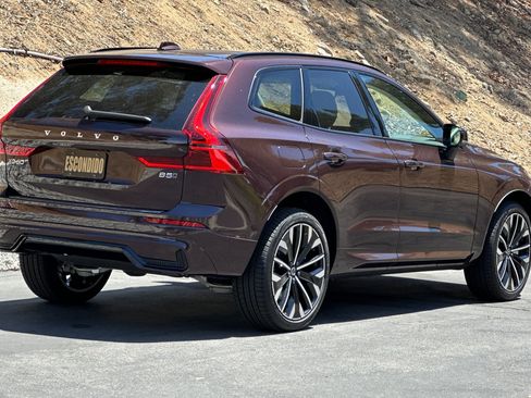 New 2026 Volvo XC60 B5 Ultra AWD/4WD image 5