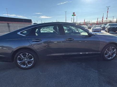 Used 2024 Honda Accord EX image 6