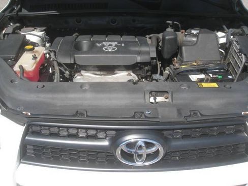 Used 2009 Toyota RAV4 2WD w/ Base L4 Extra Value Pkg image 29