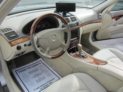 Used 2004 Mercedes-Benz E 320 4MATIC Wagon image 30