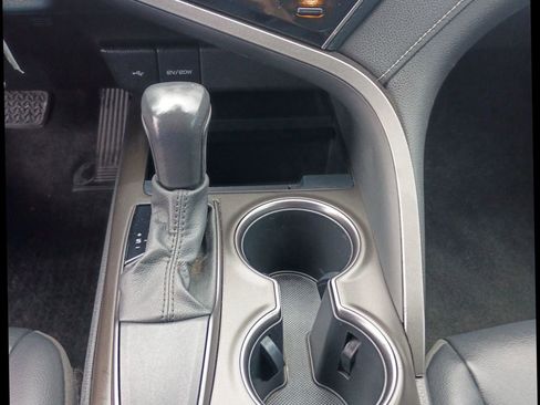 Used 2021 Toyota Camry SE FWD image 21