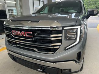 Used 2023 GMC Sierra 1500 SLT w/ SLT Premium Package AWD/4WD video 1