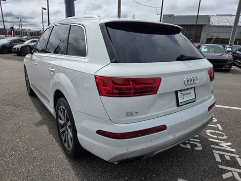 Used 2017 Audi Q7 3.0T Premium Plus w/ Premium Plus Package image 5
