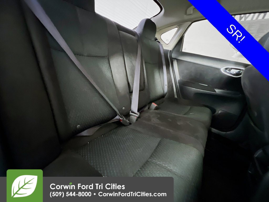 Used 2015 Nissan Sentra SR FWD image 16