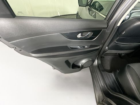 Used 2015 Nissan Rogue SL w/ SL Premium Package AWD/4WD image 26
