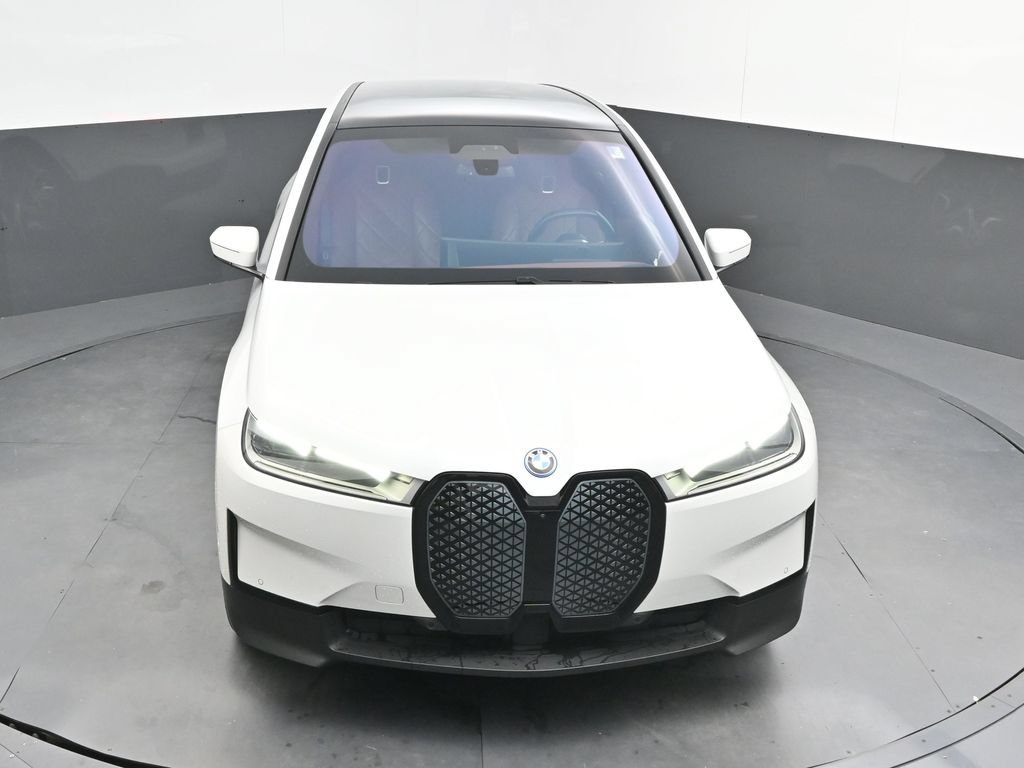 Certified 2024 BMW iX xDrive50 w/ Premium Package AWD/4WD image 40