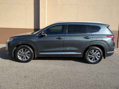 Used 2019 Hyundai Santa Fe Limited image 7