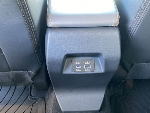 Used 2025 Subaru Crosstrek 2.5i Limited w/ Crosstrek Mirror Package image 15