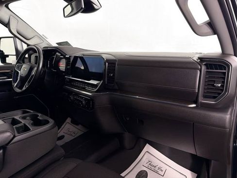 Used 2024 Chevrolet Silverado 2500 LT w/ True North Edition image 28