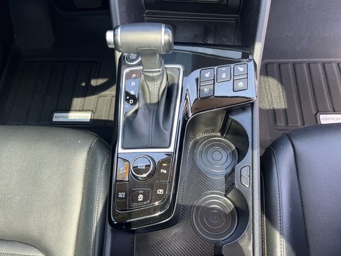 Used 2024 Kia Sportage SX FWD image 21