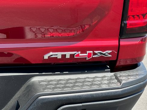Used 2026 GMC Canyon AT4X w/ AT4X AEV Edition AWD/4WD image 36