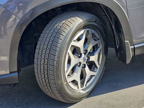Certified 2023 Subaru Forester Premium AWD/4WD image 33