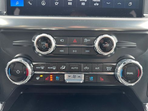 New 2025 Ford F150 Lariat w/ Equipment Group 501A Mid image 11